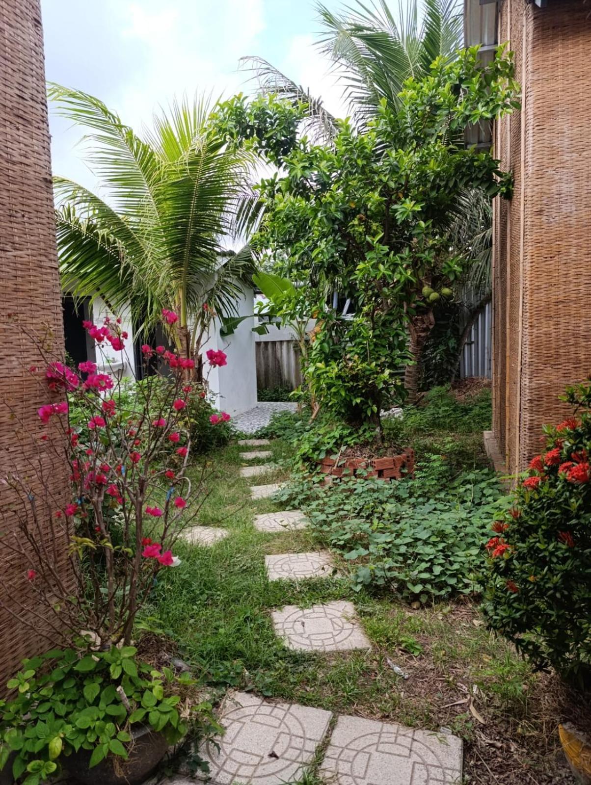 Bentrestay Giong Tu Dien Exterior photo